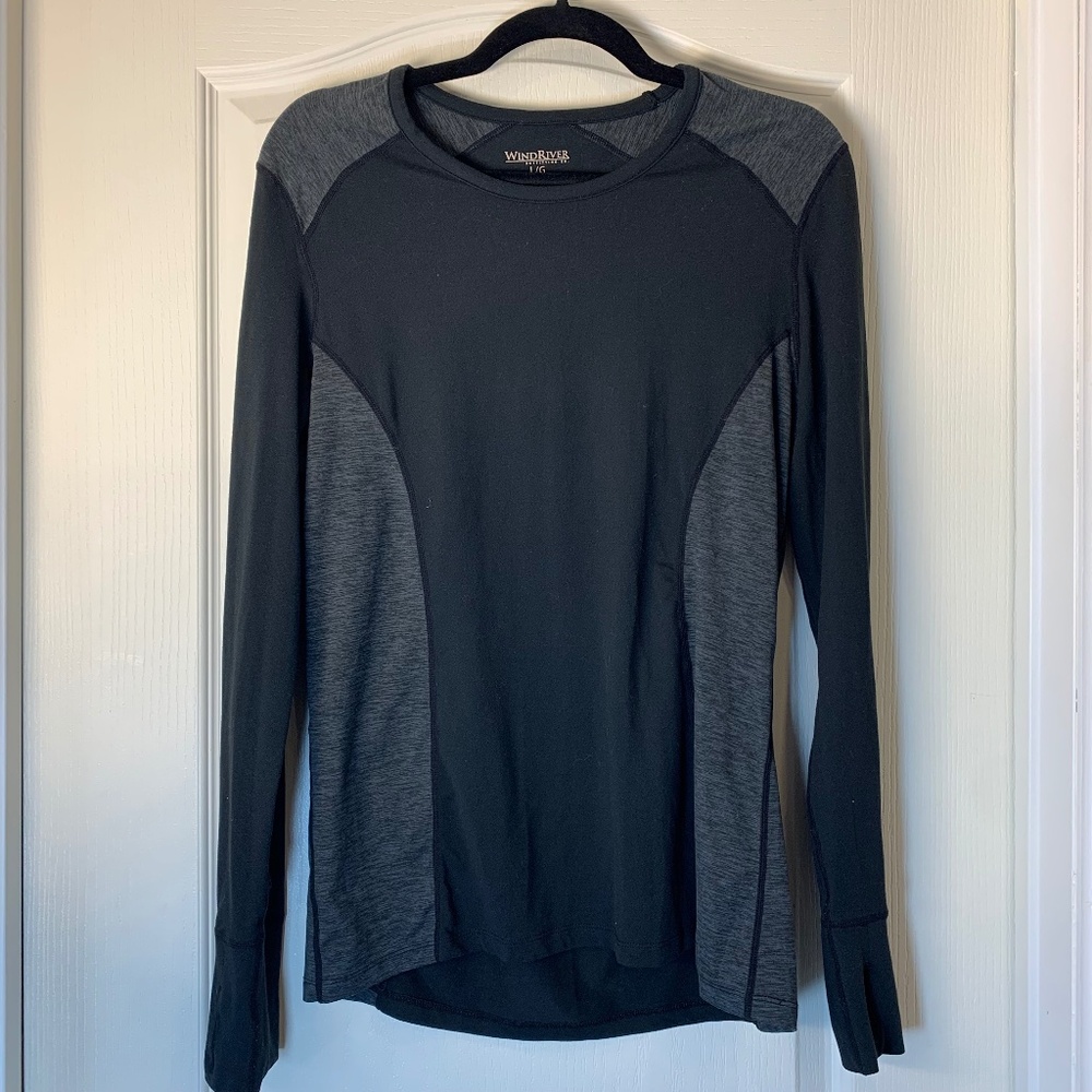 WindRiver Athletic‎ Long Sleeve – Soft Performance Top with Thumb Holes